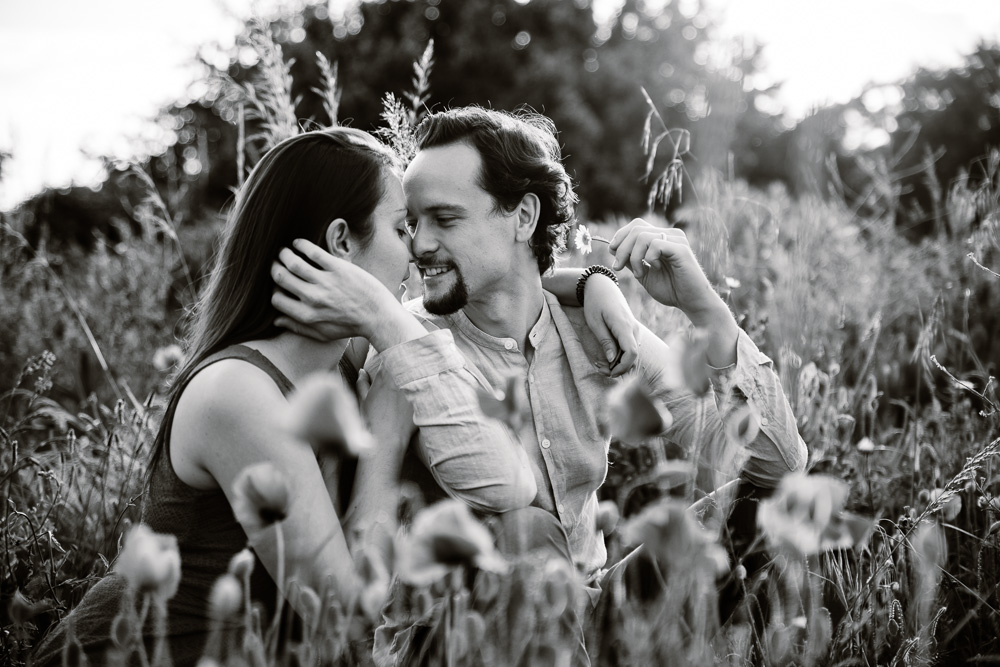 love couple photographe Nantes lifestyle coquelicots